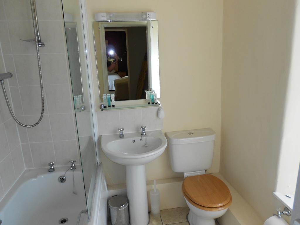 The Shady Oak B&B Whaley Bridge Habitación foto